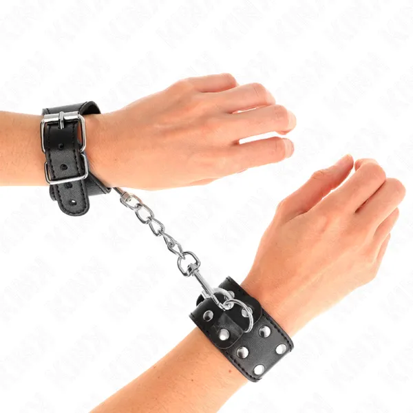 Armbänder mit Doppelter Reihe Verstellbarer Nieten Schwarz von Kink Wrist Restraint | Fesselliebe.de