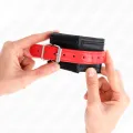 Handgelenkfesseln Schwarz mit Rotem Gürtel Verstellbar 17-28 cm X 6 cm von Kink Wrist Restraint
