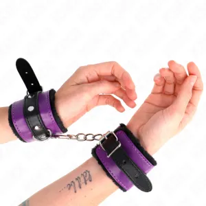 Premium Handgelenkfesseln Schwarz mit Lila / Schwarzer Gürtel Verstellbar 17-29 cm X 6 cm von Kink Wrist Restraint