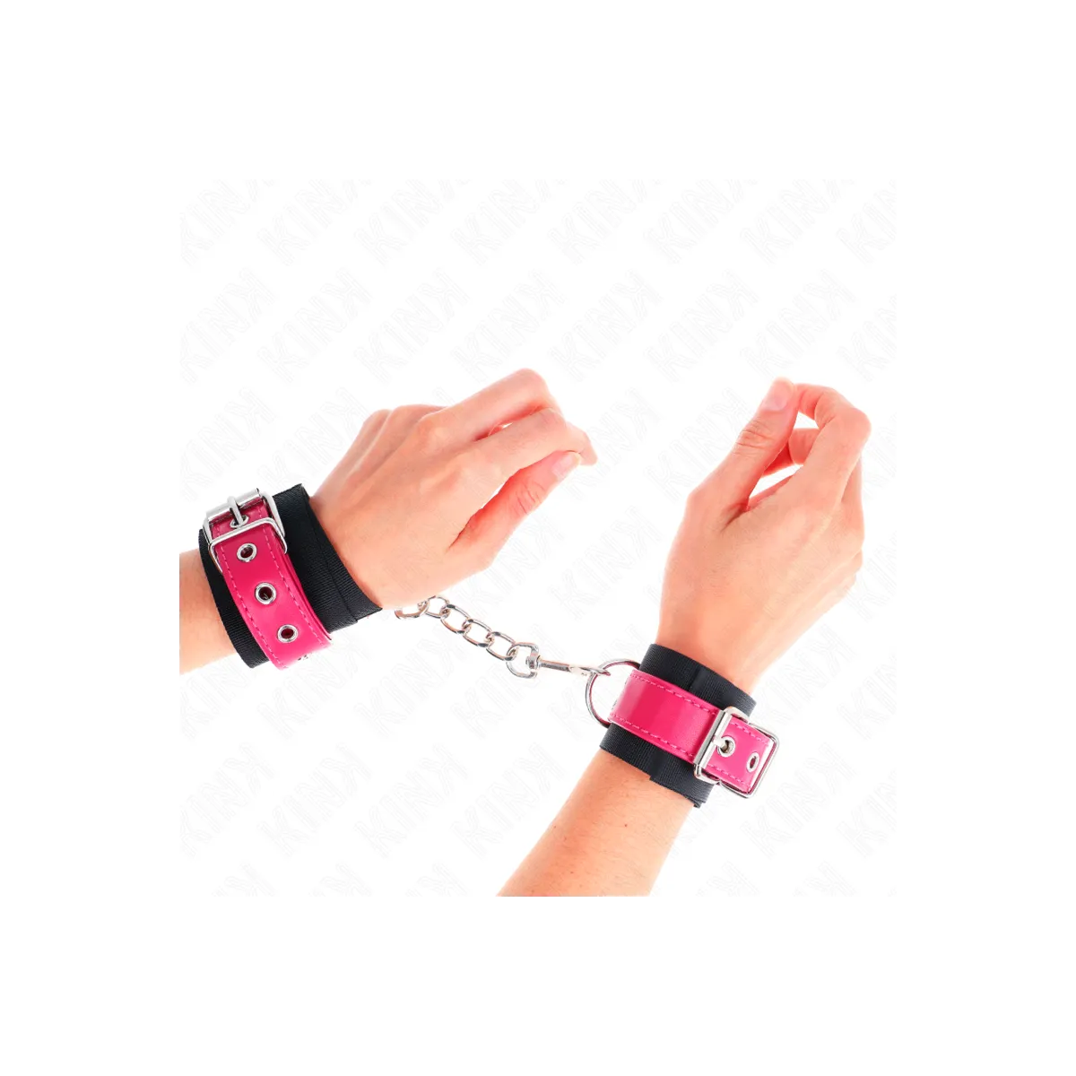 Nylon Handgelenkfesseln Schwarz mit Kunstledergürtel Himbeerrosa 19-29 cm X 5,1 cm von Kink Wrist Restraint | Fesselliebe.de