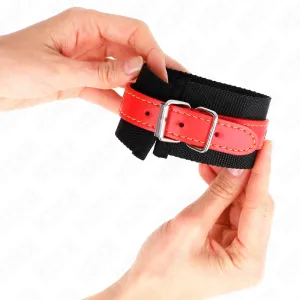 Nylon Handgelenkfesseln Schwarz mit Kunstleder Rot Verstellbar 19-24 cm X 5,5 cm von Kink Wrist Restraint