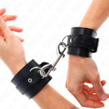 Handgelenkfesseln - Einzelne Nietenreihe und Schnalle Schwarz Verstellbar 17-28 cm X 5 cm von Kink Wrist Restraint | Fesselliebe.de