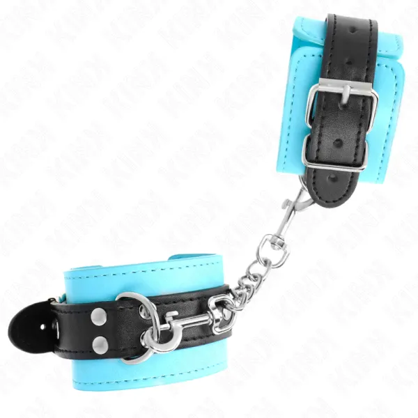 Haken-Handfesseln Blau Pelzgefüttert Verstellbar 20-28 cm X 5,5 cm von Kink Wrist Restraint | Fesselliebe.de