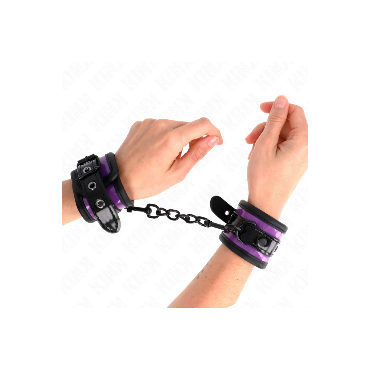 Neopren Handgelenkfesseln Helllila Verstellbar 21-28 cm X 5 cm von Kink Wrist Restraint | Fesselliebe.de