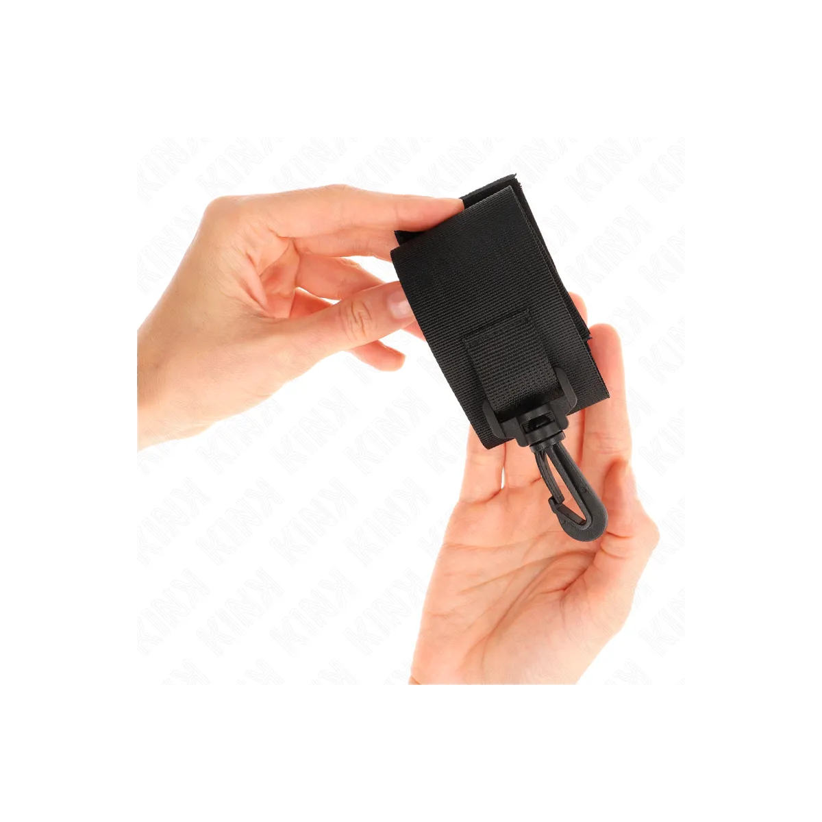 Nylon Handgelenkfesseln Schwarz von Kink Wrist Restraint | Fesselliebe.de