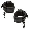 Nocturnal Hog Tie Connector Cuero Einstellbar Schwarz von Calexotics