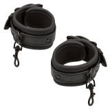 Nocturnal Hog Tie Connector Cuero Einstellbar Schwarz von Calexotics | Fesselliebe.de