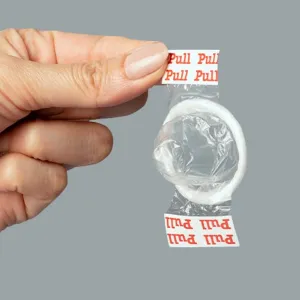 Pull Latexfreie Kondome mit Streifen 3 Stück von Uniq