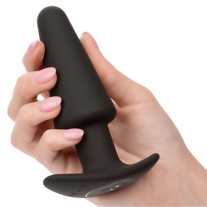 Rock Bottom Tapered Anal Plug 10 Vibraciones Silikon Schwarz von Calexotics | Fesselliebe.de