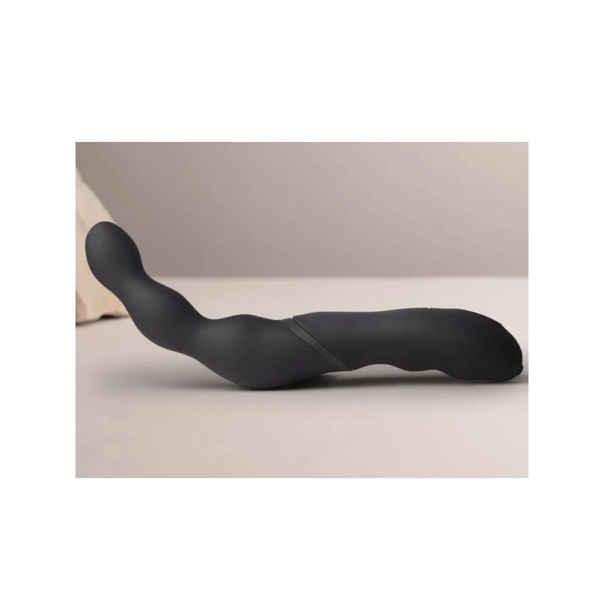 Schwarzer Prostata- und Analvibrator-Adapter von Rocks-Off | Fesselliebe.de