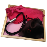 Dominatrix-Peitschen-Set von Inedit | Fesselliebe.de