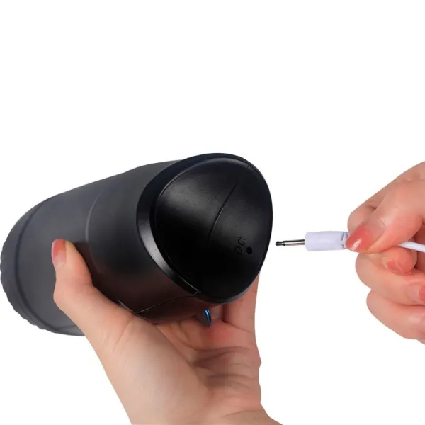 Renee Quetschbarer Vagina-Masturbator mit Vibration Im Etui von Shequ | Fesselliebe.de