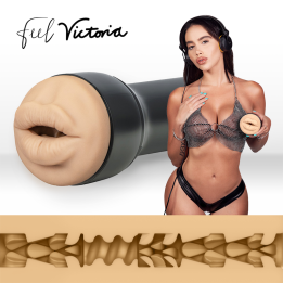 Fühlen Sie Victoria June Boca von Kiiroo | Fesselliebe.de