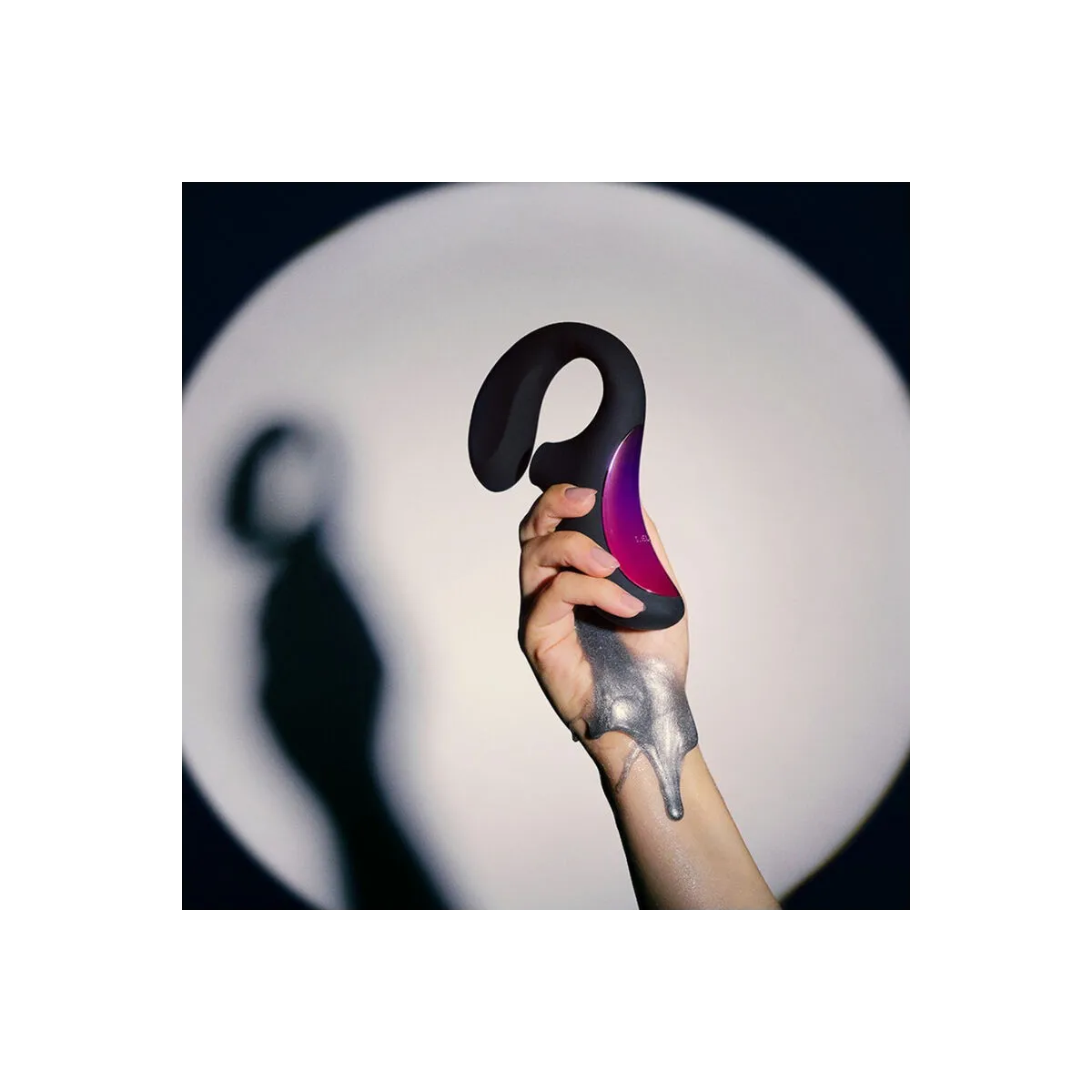 Enigma Cruise Doppelstimulationsschallmassager Schwarz von Lelo | Fesselliebe.de