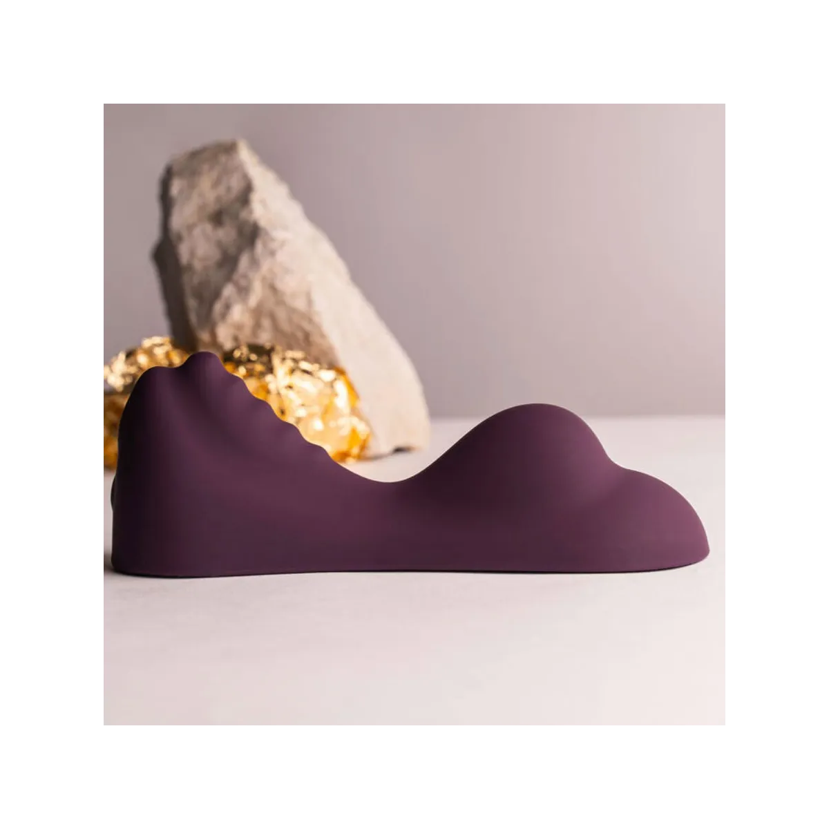 Ruby Glow Purple Sit-On Vibrator von Rocks-Off | Fesselliebe.de