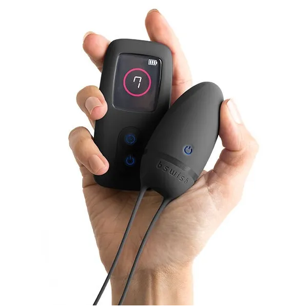 Bnaughty Premium Unleashed Schwarz von B Swish | Fesselliebe.de