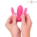 Julia Doppelvibrator-Klemmenstimulator mit Fernbedienung von Intense Couples Toys