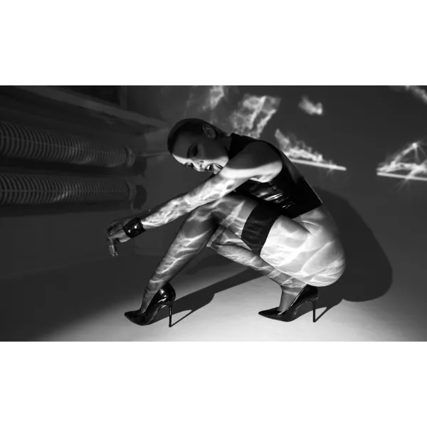 F324 Wetlook Top mit Reißverschluss von Noir Handmade | Fesselliebe.de