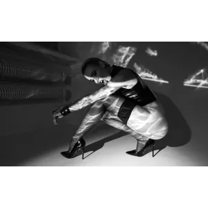 F324 Wetlook Top mit Reißverschluss von Noir Handmade