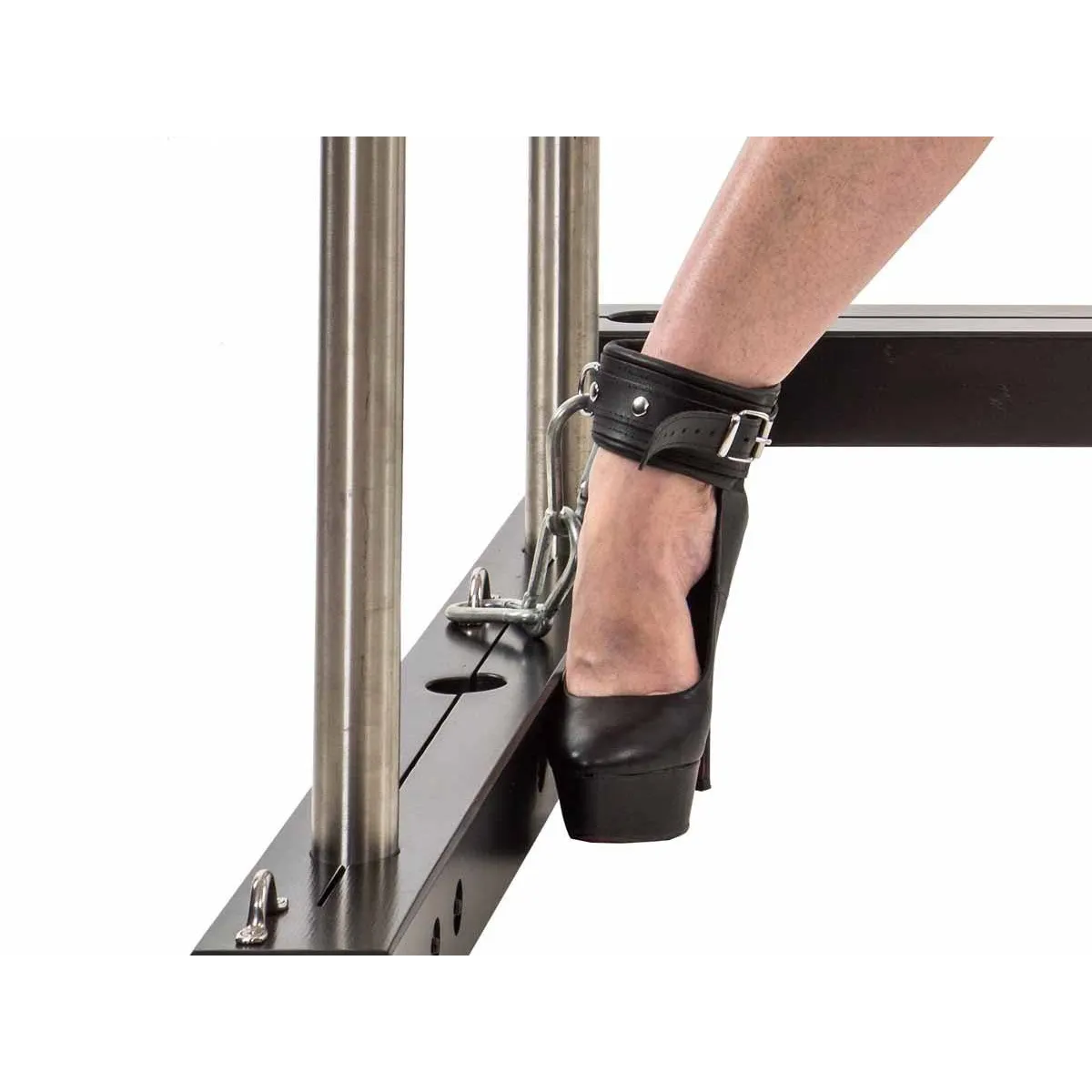 Base Single + Zentrum für BDSM & Fetisch | Fesselliebe.de