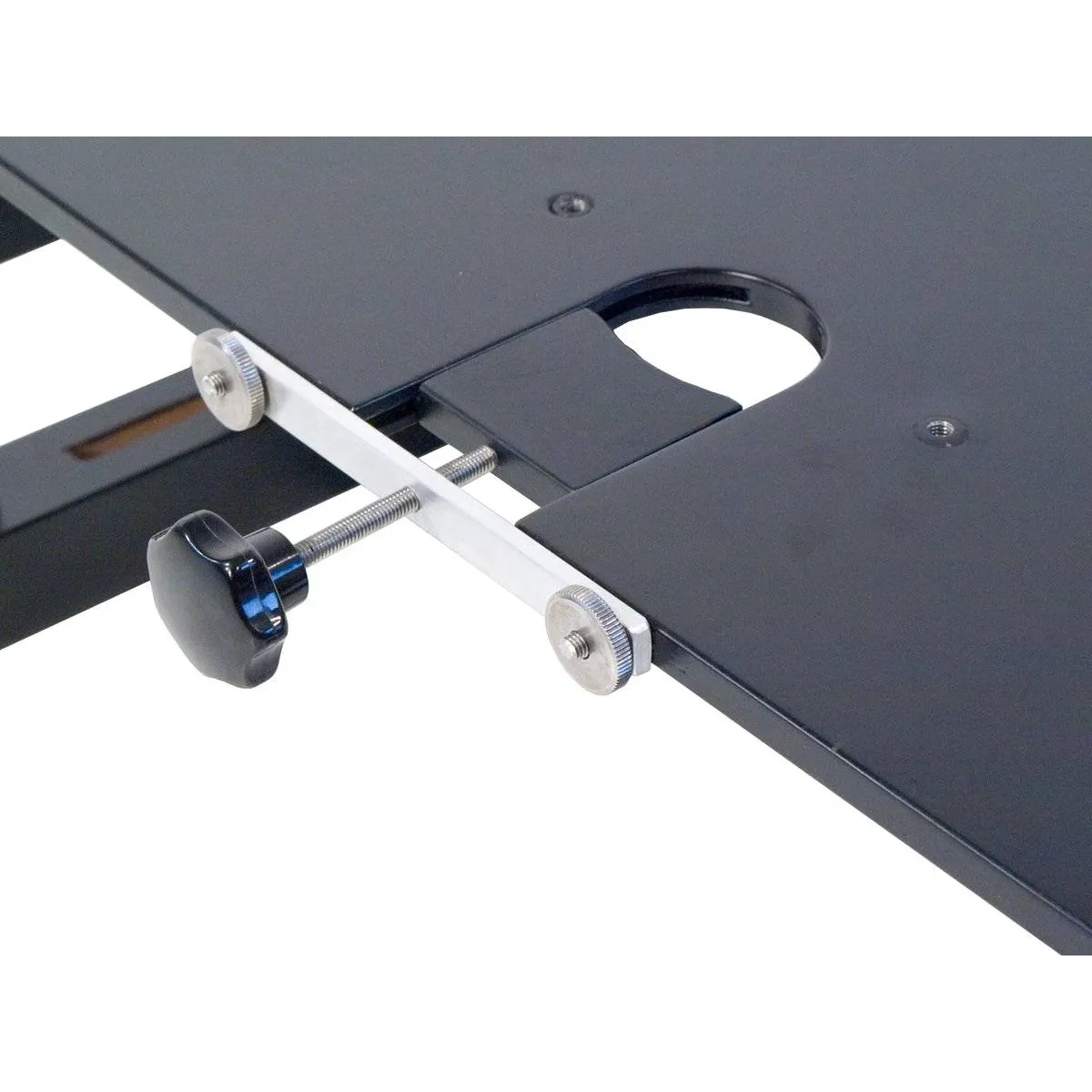 Painful Table für BDSM & Fetisch | Fesselliebe.de