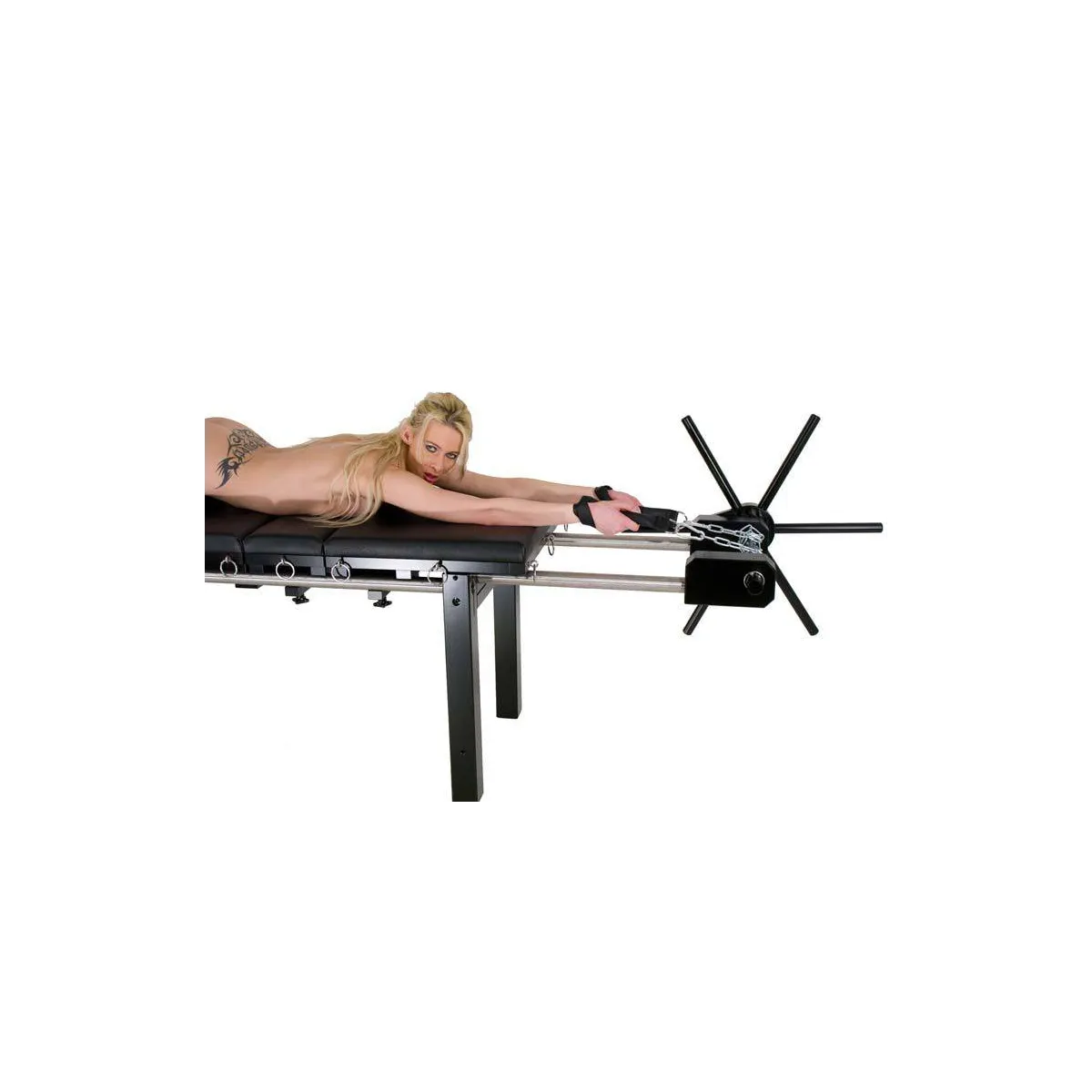 Bondage Streckbank mit Spindel, Fusspranger und Polster für BDSM & Fetisch | Fesselliebe.de