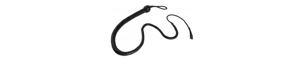 Peitschen bei Fesselliebe